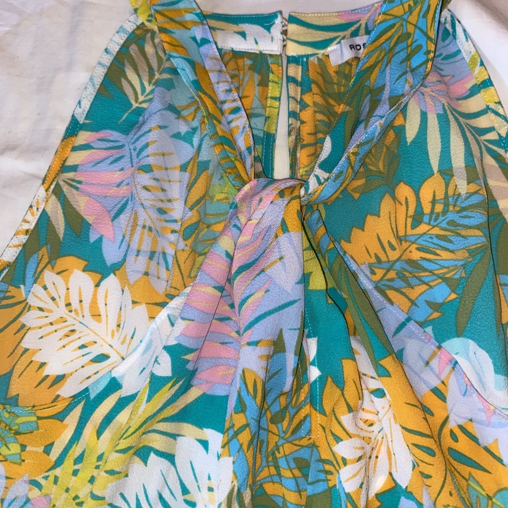 Rose & Olive Teal Tropical Print Tank Top with Yellow & Pink Leaves - Picture 5 of 11